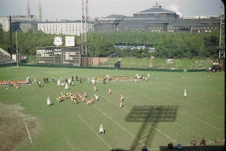 NFL in Ballpark Series – Forbes Field, Pittsburgh, PA, September 25, 1949 – NFL season opener sees Steelers rout NY Giants 28-7