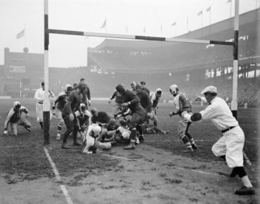 NFL in Ballpark Series  Polo Grounds, Manhattan, NY, November 18, 1934 – Chicago Bears 10, NY Giants 9
