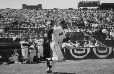 Seals Stadium, San Francisco, CA, April 15, 1958 – Giants Willie Mays introduced in first MLB game in California against LA Dodgers
