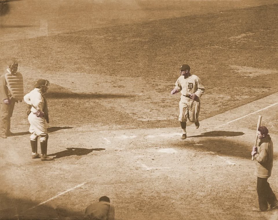 Yankee Stadium, Bronx, NY, May 9, 1926 – Ty Cobb’s two home runs help Tigers down Yanks in a slug fest 14-10