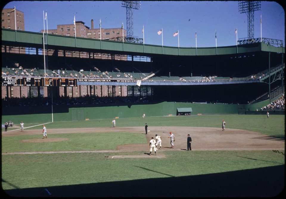 Polo Grounds, Manhattan, NY, September 5, 1952 – Giants down 4-0 early rally to beat the Phillies 5-4 on home runs from Thomson and Hartung