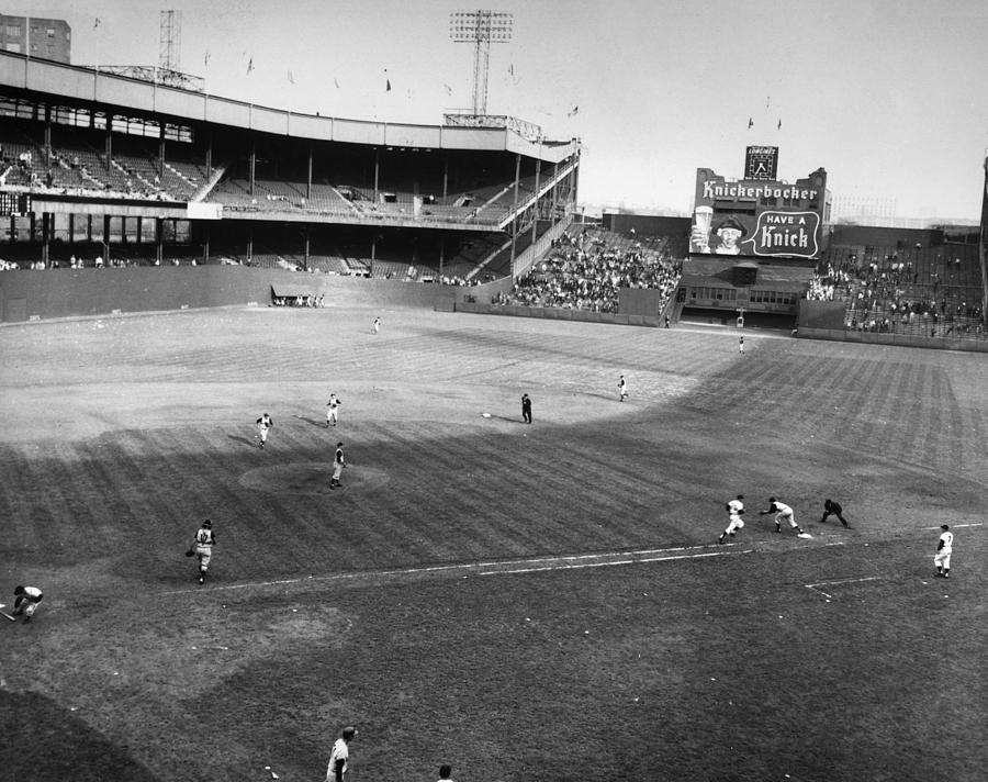 Manhattan, NY, September 29, 1957 – Final out of the Giants last game at the Polo Grounds ends a remarkable era