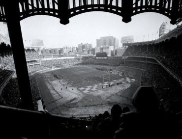 Yankee Stadium, Bronx, NY, December 30, 1956 – It’s deja vu again as Giants resort to wearing sneakers to beat Bears in 1956 NFL Championship game 47-7