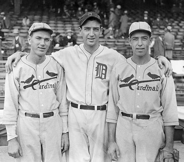 Arkansan Dizzy Dean and Satchel Paige - Only In Arkansas