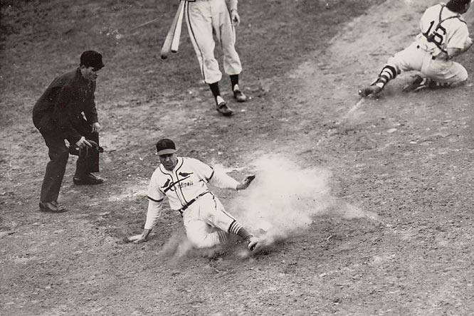 The Classic 1946 World Series: Enos Slaughter’s “Mad Dash” 