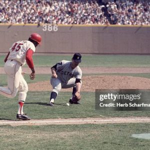gettyimages-89644457-612x612 Lou Brock